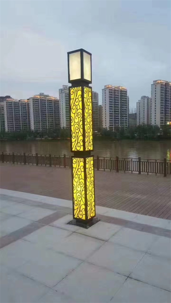 榆林市米脂县城区广场3.5米仿古庭院灯